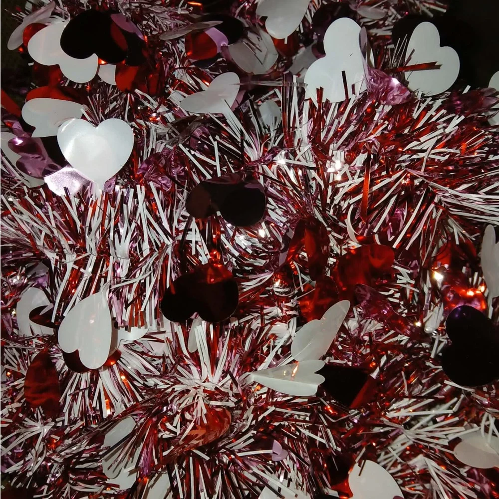 Festive LED LIGHT Red Pink White Heart Garland